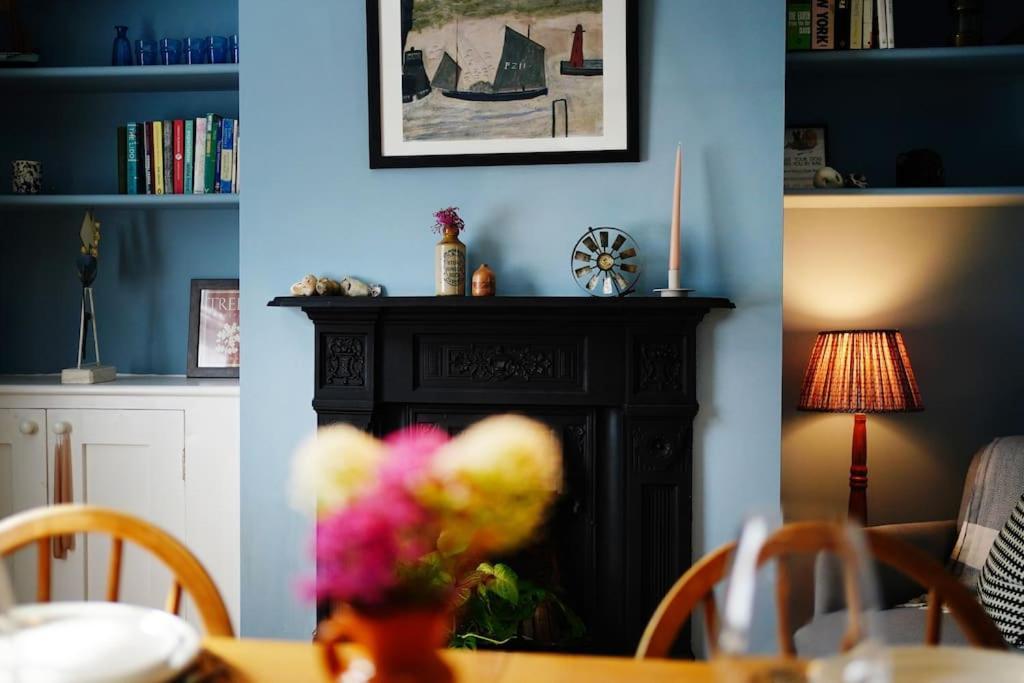 Northdene Cottage - Cosy Old Fisherman'S Cottage Two Mins From Sea - Free Parking - Wood Burning Stove - Roll Top Bath - Dog Friendly Deal Zewnętrze zdjęcie