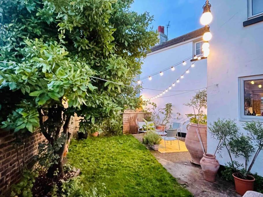 Northdene Cottage - Cosy Old Fisherman'S Cottage Two Mins From Sea - Free Parking - Wood Burning Stove - Roll Top Bath - Dog Friendly Deal Zewnętrze zdjęcie