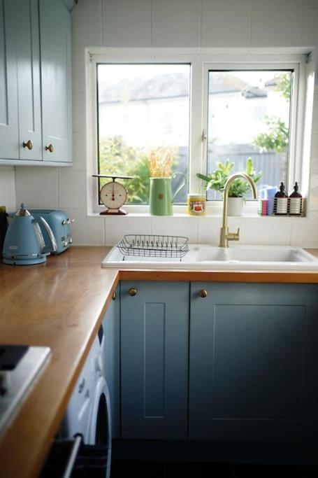 Northdene Cottage - Cosy Old Fisherman'S Cottage Two Mins From Sea - Free Parking - Wood Burning Stove - Roll Top Bath - Dog Friendly Deal Zewnętrze zdjęcie